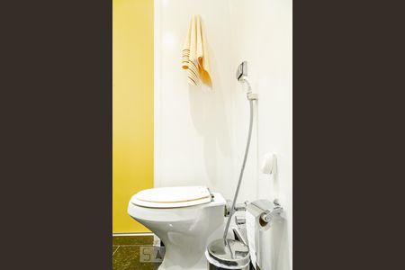 Apartamento à venda com 103m², 2 quartos e 2 vagasBanheiro Social