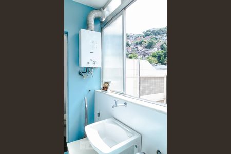 Apartamento à venda com 103m², 2 quartos e 2 vagasÁrea de Serviço