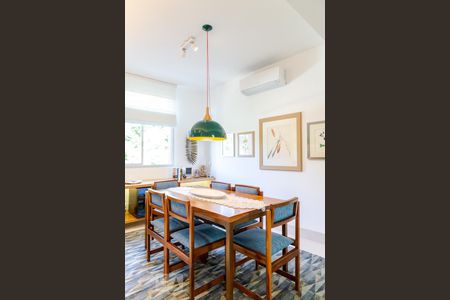 Apartamento à venda com 103m², 2 quartos e 2 vagasSala