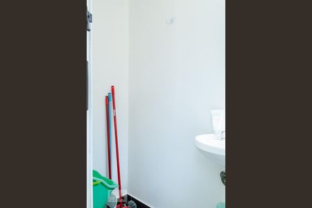 Apartamento à venda com 103m², 2 quartos e 2 vagasBanheiro de Serviço