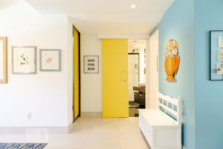 Apartamento à venda com 103m², 2 quartos e 2 vagasSala