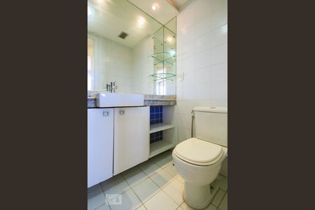Banheiro Social (Primeiro Andar) de apartamento para alugar com 4 quartos, 169m² em Freguesia (jacarepaguá), Rio de Janeiro