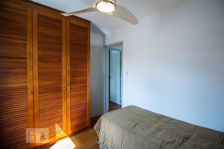 Quarto 1 de apartamento para alugar com 2 quartos, 55m² em Vila Madalena, São Paulo