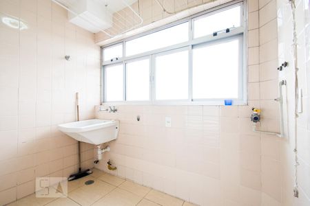 Apartamento para alugar com 72m², 3 quartos e 1 vagaÁrea de Serviço