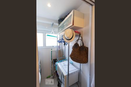 Apartamento para alugar com 69m², 2 quartos e 1 vaga Apartamento para alugar com 69m², 2 quartos e 1 vagaÁrea de Serviço