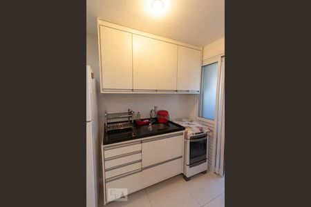 Apartamento para alugar com 69m², 2 quartos e 1 vaga Apartamento para alugar com 69m², 2 quartos e 1 vagaCozinha
