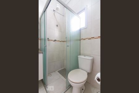Banheiro da Suite 2 de casa de condomínio à venda com 2 quartos, 94m² em Quitaúna, Osasco