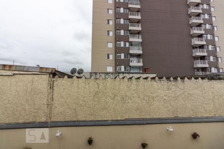Vista  de casa de condomínio à venda com 2 quartos, 94m² em Quitaúna, Osasco