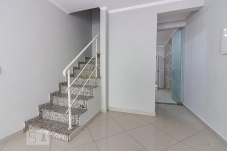 Sala de casa de condomínio à venda com 2 quartos, 94m² em Quitaúna, Osasco