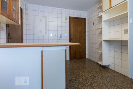 Apartamento à venda com 153m², 4 quartos e 3 vagasCozinha
