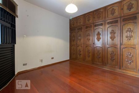Apartamento à venda com 153m², 4 quartos e 3 vagasQuarto 2 Suite