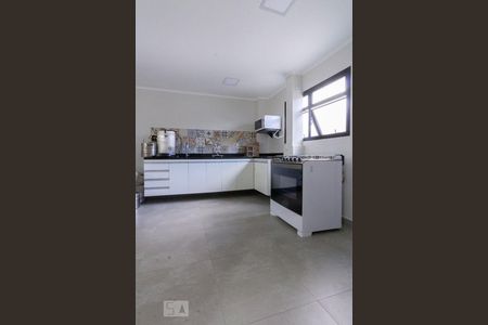 Apartamento à venda com 153m², 4 quartos e 3 vagasCozinha Salão de Festas