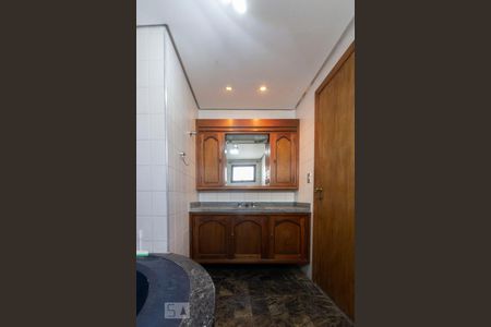 Apartamento à venda com 153m², 4 quartos e 3 vagasBanheiro Quarto 4 Suite