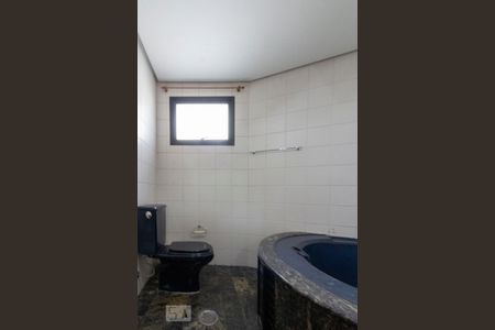 Apartamento à venda com 153m², 4 quartos e 3 vagasBanheiro Quarto 4 Suite