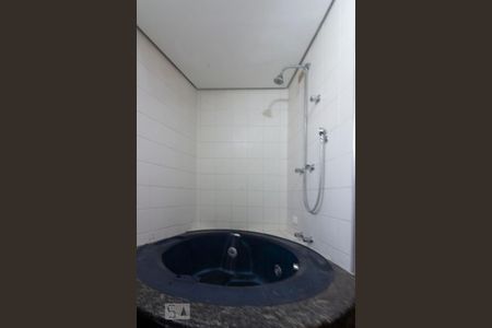 Apartamento à venda com 153m², 4 quartos e 3 vagasBanheiro Quarto 4 Suite