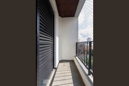 Apartamento à venda com 153m², 4 quartos e 3 vagasVaranda Quarto 4 Suite