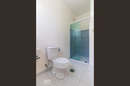 Banheiro de casa à venda com 3 quartos, 126m² em Cidade Monções, São Paulo