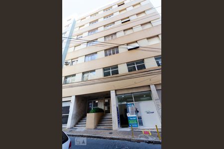 Apartamento para alugar com 80m², 2 quartos e sem vagaFachada do prédio