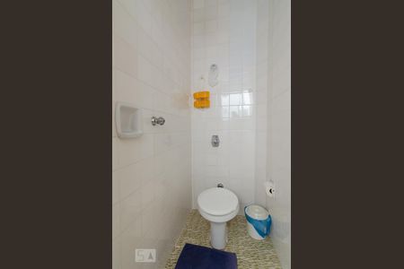 Apartamento para alugar com 80m², 2 quartos e sem vagaBanheiro de serviço