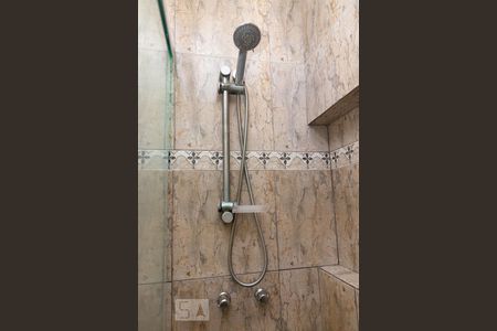 Apartamento à venda com 70m², 3 quartos e 1 vaga Apartamento à venda com 70m², 3 quartos e 1 vagaBanheiro