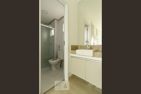 banheiro de apartamento para alugar com 1 quarto, 40m² em Vila Formosa, São Paulo