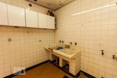 Casa à venda com 304m², 3 quartos e 3 vagasárea de serviço