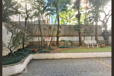 Apartamento para alugar com 74m², 1 quarto e 1 vagaÁrea comum 