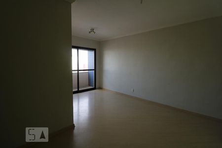 Apartamento para alugar com 74m², 3 quartos e 2 vagassala