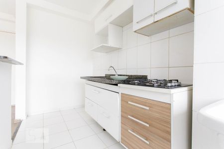 Cozinha de apartamento para alugar com 2 quartos, 48m² em Protásio Alves, Porto Alegre