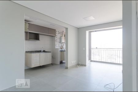 Sala de apartamento para alugar com 2 quartos, 49m² em Vila Santa Catarina, São Paulo