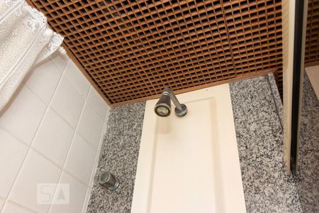 Chuveiro de apartamento à venda com 2 quartos, 60m² em Cachambi, Rio de Janeiro