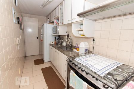 Apartamento à venda com 60m², 2 quartos e 1 vagaCozinha