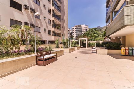 Apartamento à venda com 80m², 3 quartos e 2 vagasÁrea Comum