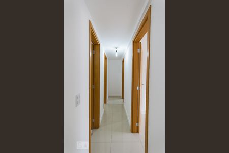 Apartamento à venda com 80m², 3 quartos e 2 vagasCorredor