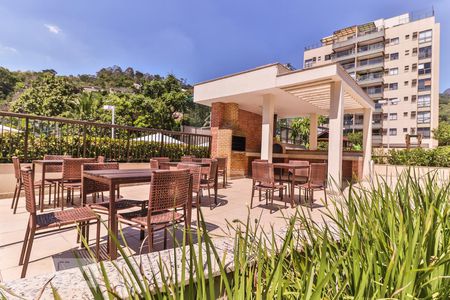 Apartamento à venda com 80m², 3 quartos e 2 vagasChurrasqueira