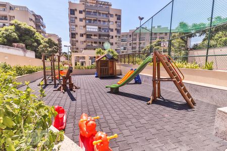 Apartamento à venda com 80m², 3 quartos e 2 vagasPlayground