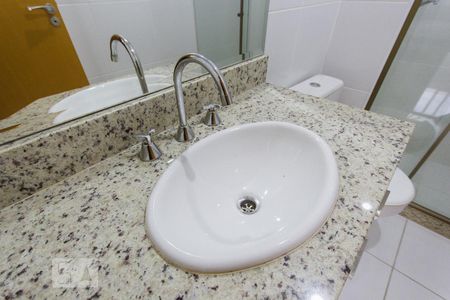 Apartamento à venda com 80m², 3 quartos e 2 vagasBanheiro Social