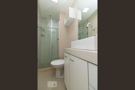 Apartamento à venda com 52m², 2 quartos e 1 vagaBanheiro da suíte