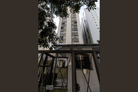 Apartamento para alugar com 115m², 3 quartos e 1 vaga