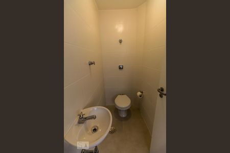 Apartamento para alugar com 115m², 3 quartos e 1 vaga Apartamento para alugar com 115m², 3 quartos e 1 vagaBanheiro Serviço