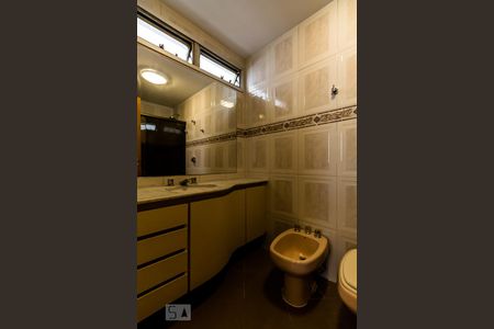 Apartamento para alugar com 115m², 3 quartos e 1 vaga Apartamento para alugar com 115m², 3 quartos e 1 vagaBanheiro