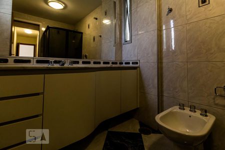 Apartamento para alugar com 115m², 3 quartos e 1 vaga Apartamento para alugar com 115m², 3 quartos e 1 vagaBanheiro