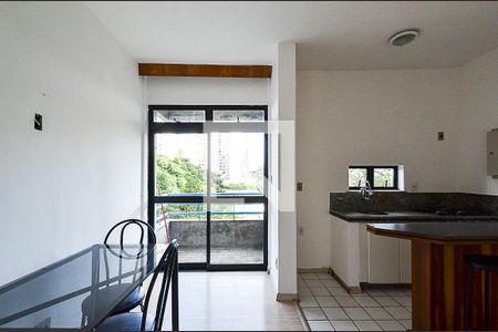 Sala Ambientes de apartamento para alugar com 1 quarto, 50m² em Lourdes, Belo Horizonte