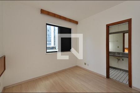 Suíte de apartamento para alugar com 1 quarto, 50m² em Lourdes, Belo Horizonte