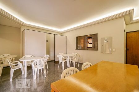 Apartamento à venda com 55m², 2 quartos e 1 vagaSalão de festas