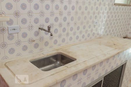 Apartamento para alugar com 100m², 2 quartos e 1 vaga Apartamento para alugar com 100m², 2 quartos e 1 vagaCozinha