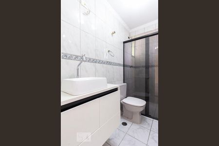 Banheiro  de apartamento à venda com 2 quartos, 57m² em Vila Ema, São Paulo