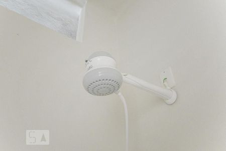 Banheiro chuveiro de kitnet/studio para alugar com 1 quarto, 32m² em São Cristóvão, Rio de Janeiro