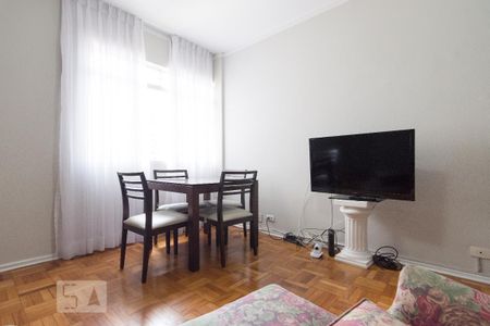 Sala de apartamento para alugar com 1 quarto, 50m² em Perdizes, São Paulo