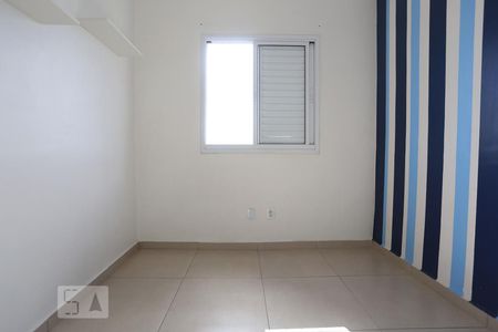 Quarto 01 de apartamento à venda com 2 quartos, 48m² em Quitaúna, Osasco